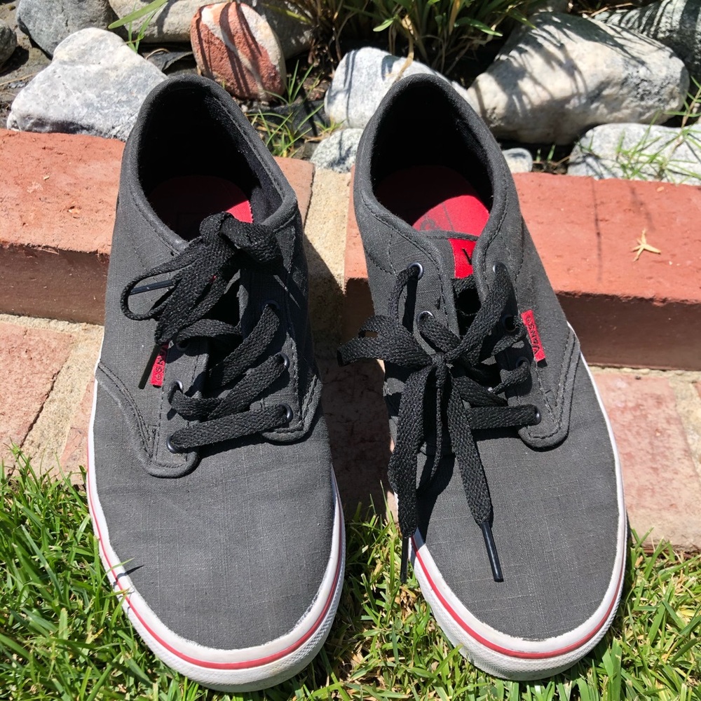 Charcoal Dark Grey Authentic Vans size 6